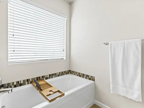 348 N 34th Court Ridgefield WA 98642