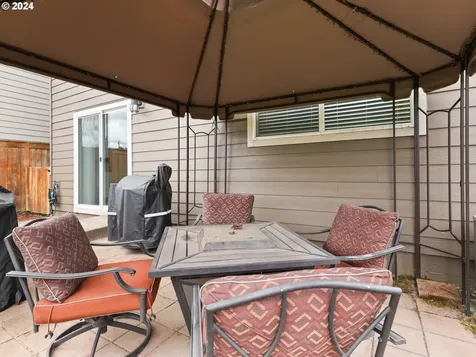 348 N 34th Court Ridgefield WA 98642