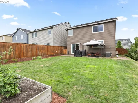 348 N 34th Court Ridgefield WA 98642
