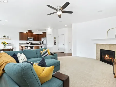 348 N 34th Court Ridgefield WA 98642