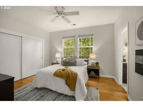 8437 Sw 42nd Avenue Portland OR 97219