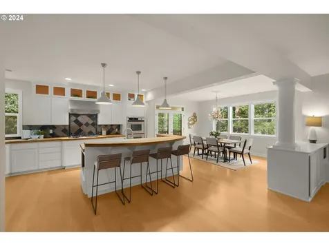 8437 Sw 42nd Avenue Portland OR 97219