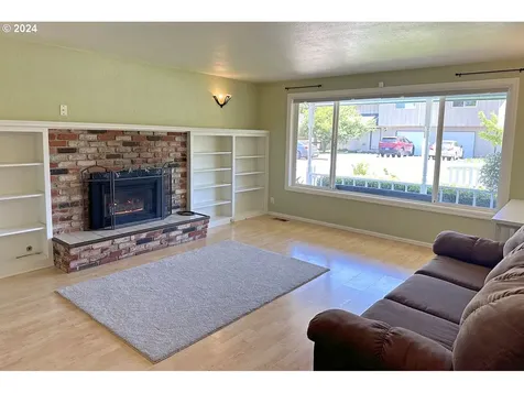 1600 Carlton Street Eugene OR 97401