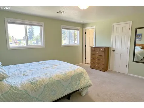 1600 Carlton Street Eugene OR 97401