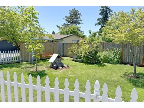 1600 Carlton Street Eugene OR 97401