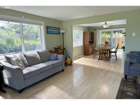 1600 Carlton Street Eugene OR 97401