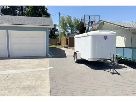 1600 Carlton Street Eugene OR 97401