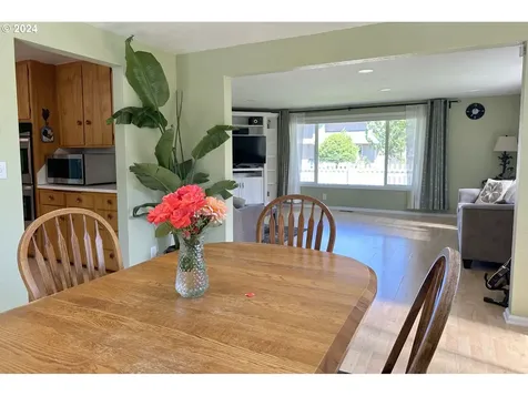 1600 Carlton Street Eugene OR 97401