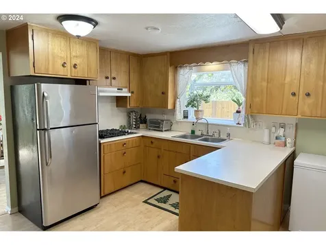 1600 Carlton Street Eugene OR 97401