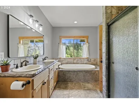 22119 Ne 164th Street Brush Prairie WA 98606
