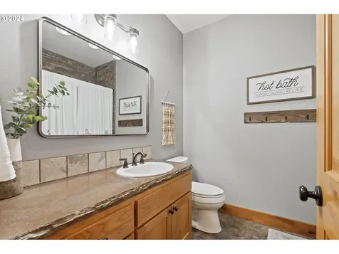 22119 Ne 164th Street Brush Prairie WA 98606
