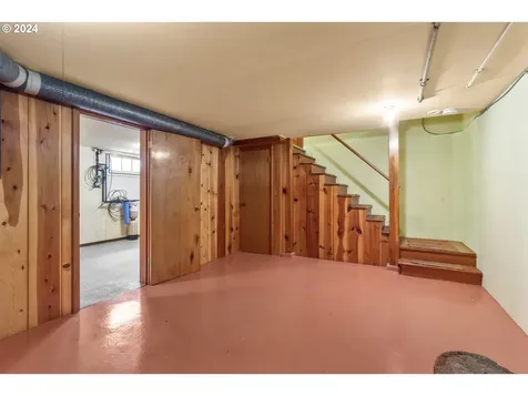 327 Ne 105th Avenue Portland OR 97220