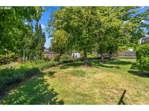 327 Ne 105th Avenue Portland OR 97220