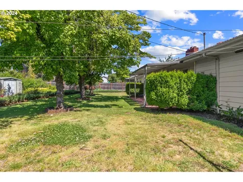 327 Ne 105th Avenue Portland OR 97220