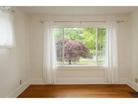 4606 Se 36th Place Portland OR 97202