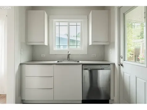 4606 Se 36th Place Portland OR 97202