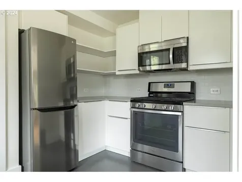 4606 Se 36th Place Portland OR 97202