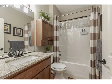 1625 Ne 175th Street Ridgefield WA 98642