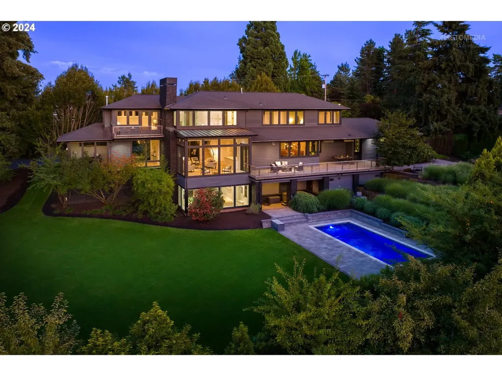 17575 Crestline Drive Lake Oswego OR 97034