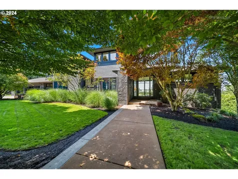 17575 Crestline Drive Lake Oswego OR 97034