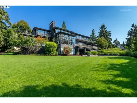 17575 Crestline Drive Lake Oswego OR 97034