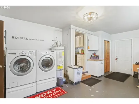 9220 SW Washington Drive Portland OR 97223