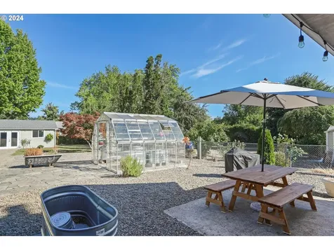 9220 SW Washington Drive Portland OR 97223