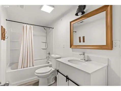 1335 I Street Washougal WA 98671