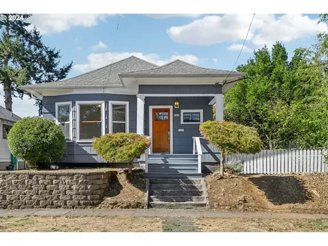 6329 SE 71st Avenue Portland OR 97206