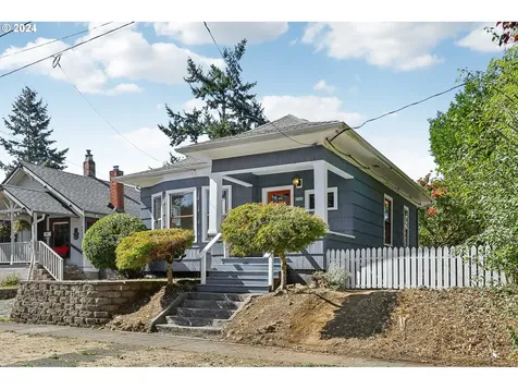 6329 SE 71st Avenue Portland OR 97206