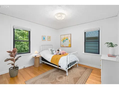 5634 NE 35th Avenue Portland OR 97211