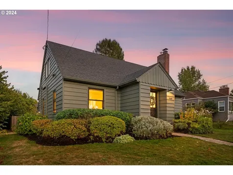 5634 NE 35th Avenue Portland OR 97211