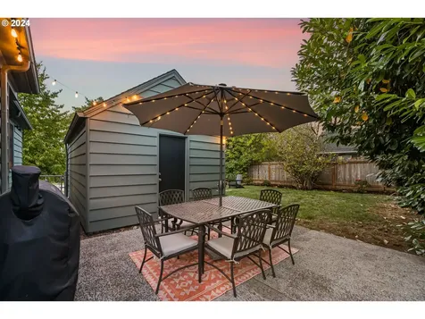 5634 NE 35th Avenue Portland OR 97211