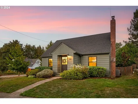 5634 NE 35th Avenue Portland OR 97211