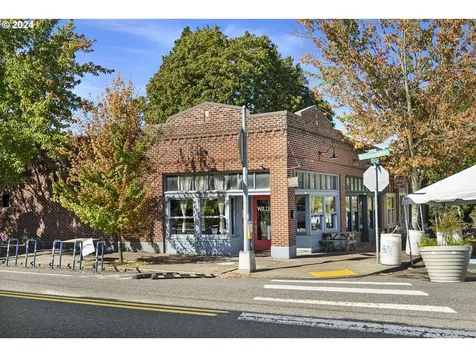 5634 NE 35th Avenue Portland OR 97211