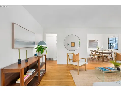 5634 NE 35th Avenue Portland OR 97211