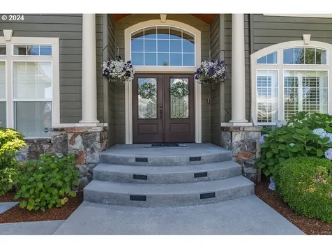 5117 NW 145th Street Vancouver WA 98685