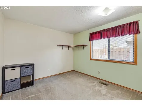 1230 NE 54th Avenue Hillsboro OR 97124