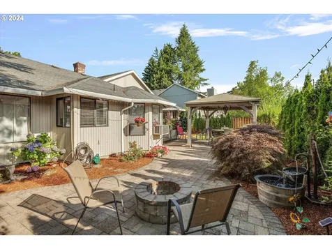 1230 NE 54th Avenue Hillsboro OR 97124