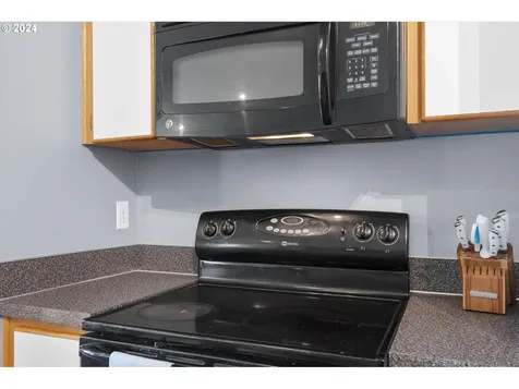 2507 Redwood Avenue Longview WA 98632
