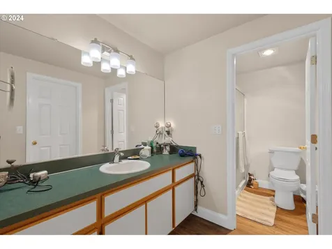 2507 Redwood Avenue Longview WA 98632