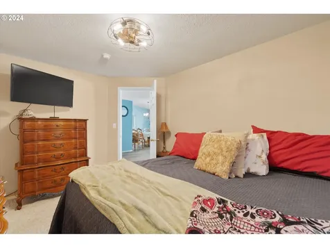 2507 Redwood Avenue Longview WA 98632