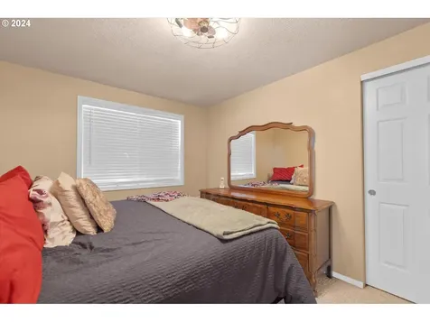 2507 Redwood Avenue Longview WA 98632