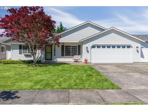 2507 Redwood Avenue Longview WA 98632
