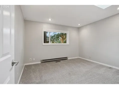 11006 SW 60th Avenue Portland OR 97219