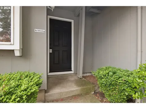 11006 SW 60th Avenue Portland OR 97219