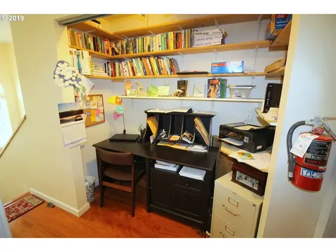 11604 SW 35th Avenue Portland OR 97219