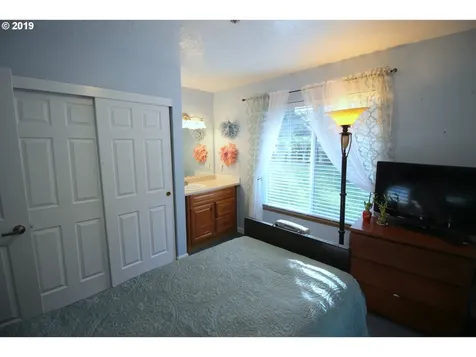 11604 SW 35th Avenue Portland OR 97219
