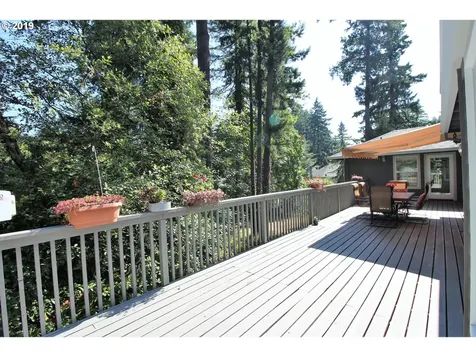 11604 SW 35th Avenue Portland OR 97219