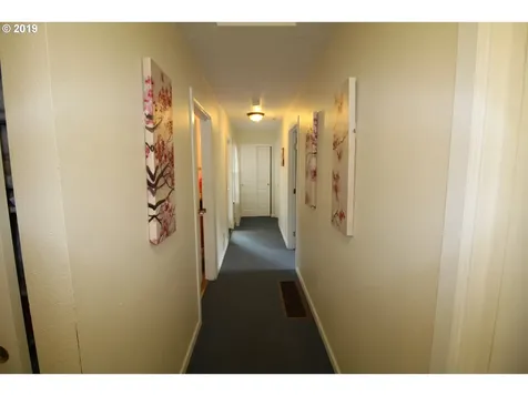 11604 SW 35th Avenue Portland OR 97219